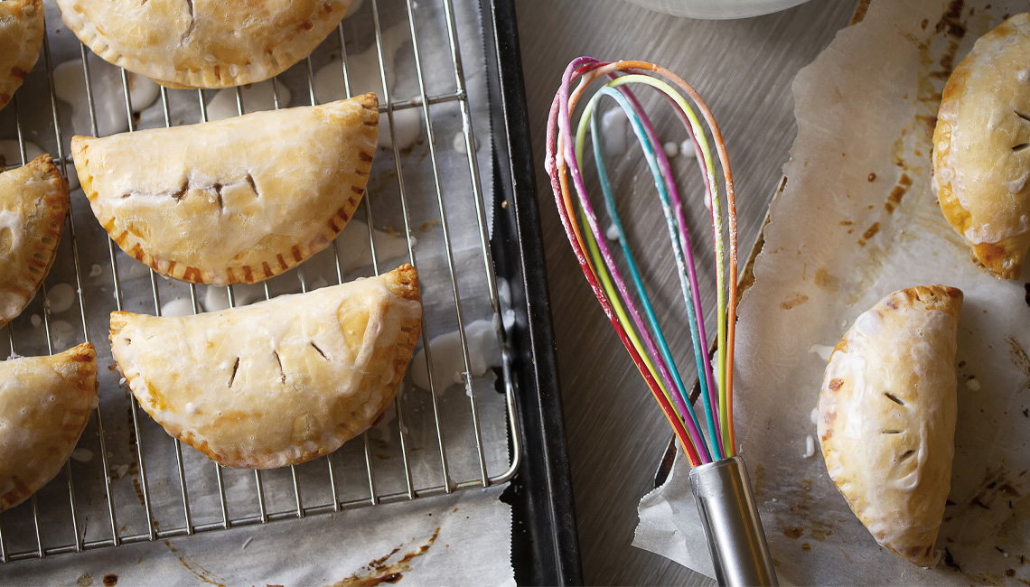 Easy-as-pie apple hand pies