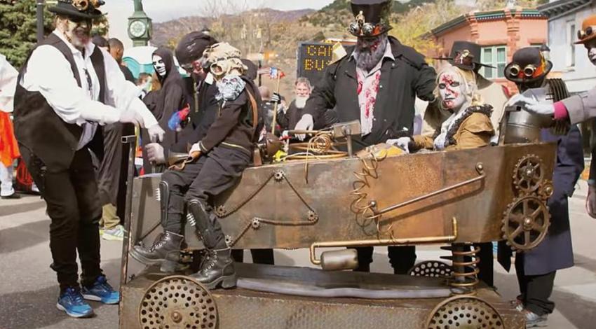 Each year, teams of Halloween hopefuls line up with their best coffin-racing gear to compete for a $500 top prize at the Chillicothe Halloween Festival, this year from Oct. 13 to 15 at the city’s Yoctangee Park.