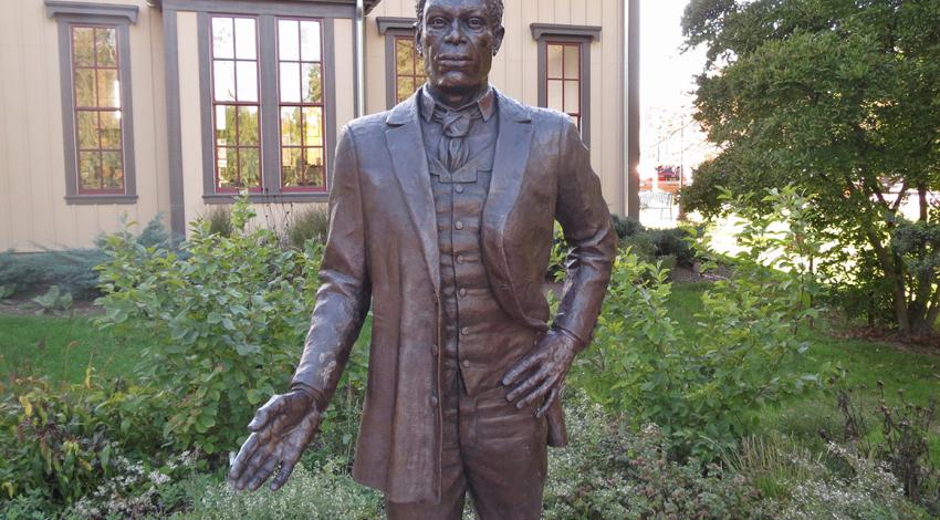 A statue of Wheeling Gaunt in downtown Yellow Springs, Ohio