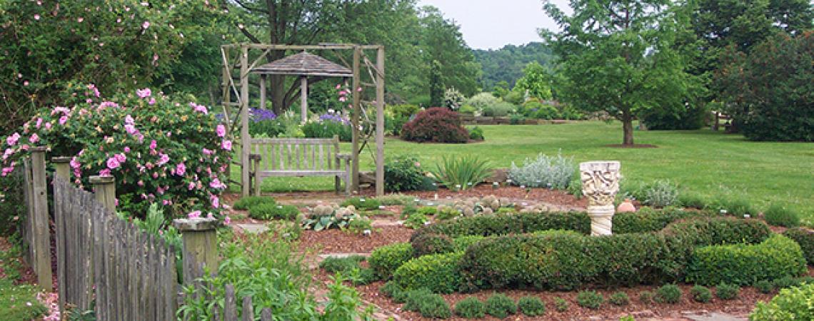 A picture of a garden at Quailcrest Farm