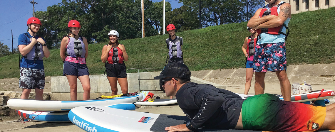 Surfing lessons on the coast of the Great Miami River