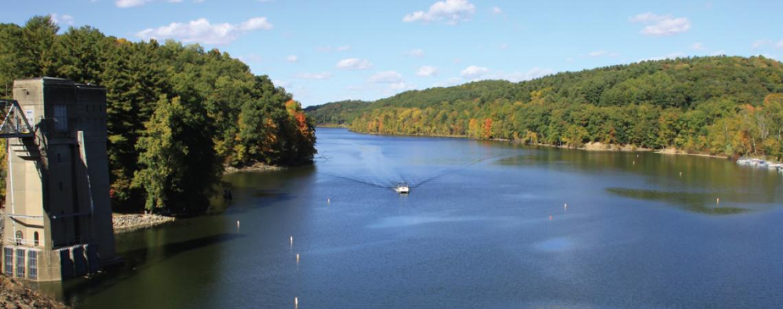 The two trails that parallel the Clear Fork River through the Clear Fork Gorge lead to the top of Pleasant Hill Lake Dam, providing spectacular views of the lake and spillway.