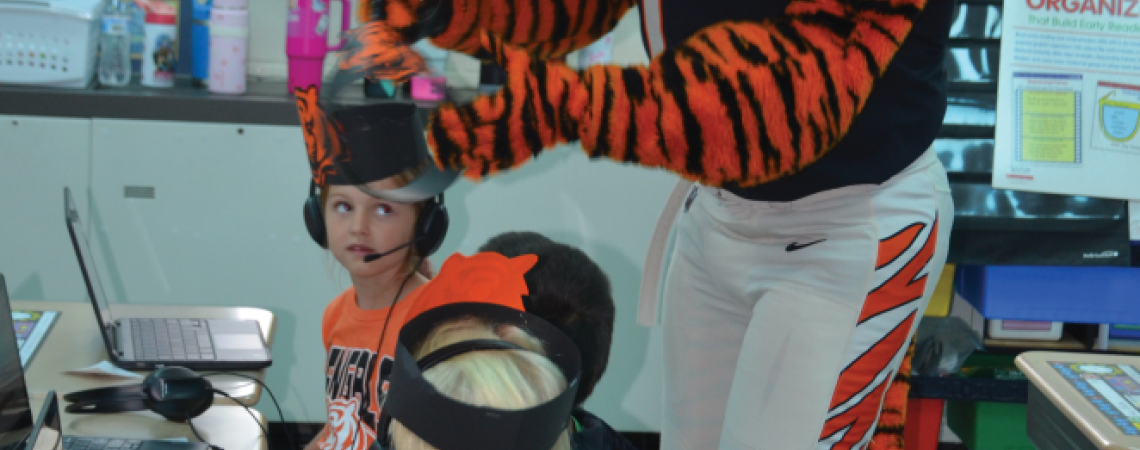 Cincinnati Bengals' mascot, Who Dey, in a first-grade classroom in Preble County.